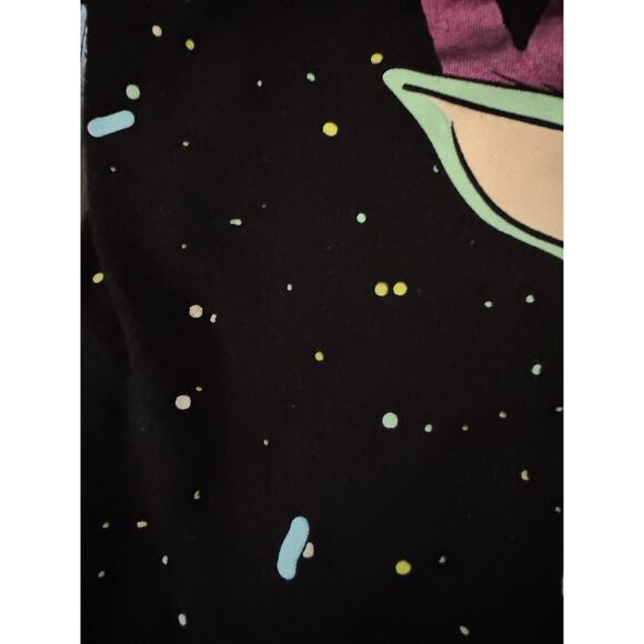 Disney Star Wars Baby Yoda Mandalorian V Neck Galaxy Print Pop Culture Tee LG - Picture 7 of 15